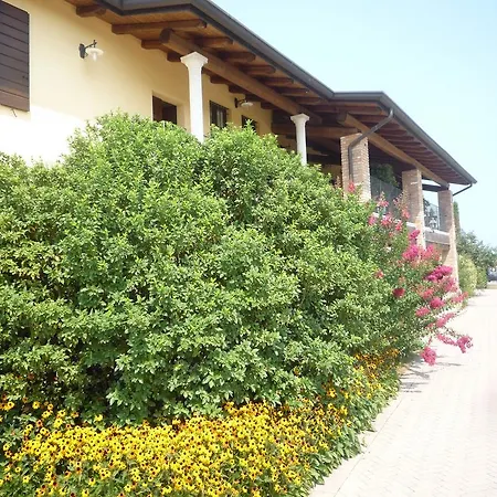 Aparthotel Agriturismo Corte Arcadia 4*