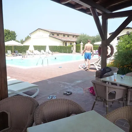 Agriturismo Corte Arcadia Aparthotel