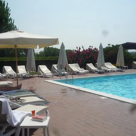 Agriturismo Corte Arcadia 4*