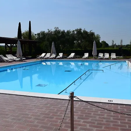 Aparthotel Agriturismo Corte Arcadia San Martino della Battaglia