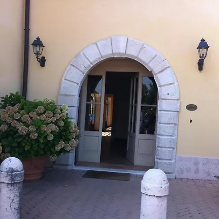 Agriturismo Corte Arcadia Aparthotel San Martino della Battaglia