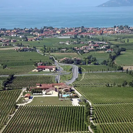 Aparthotel Agriturismo Corte Arcadia 4*