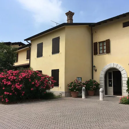 Agriturismo Corte Arcadia 4*