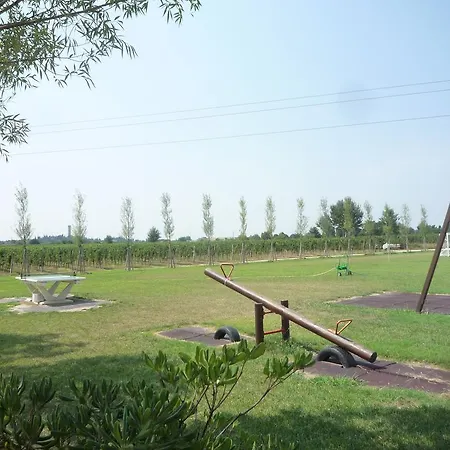 Agriturismo Corte Arcadia Aparthotel 4*