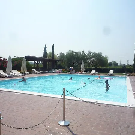 Agriturismo Corte Arcadia Aparthotel San Martino della Battaglia
