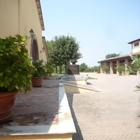 Agriturismo Corte Arcadia Aparthotel 4*